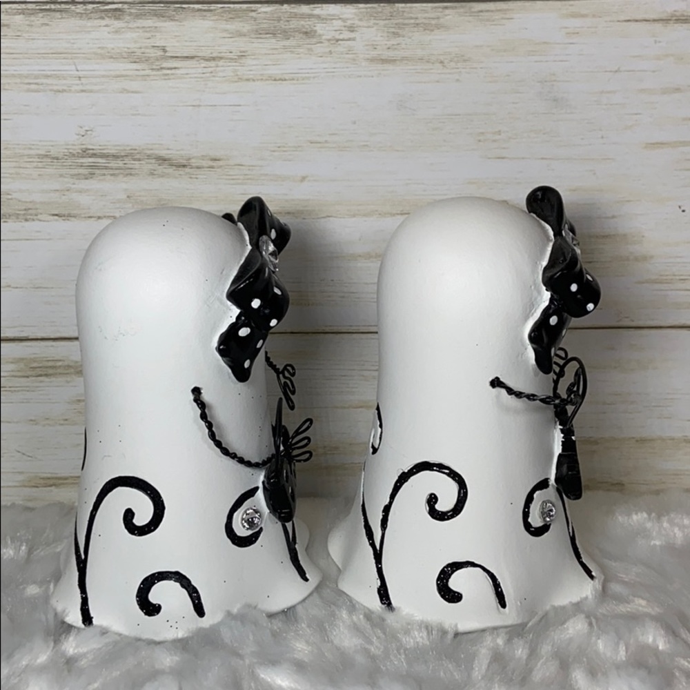 Cute Happy Halloween girl ghosts bow - Picture 2 of 5